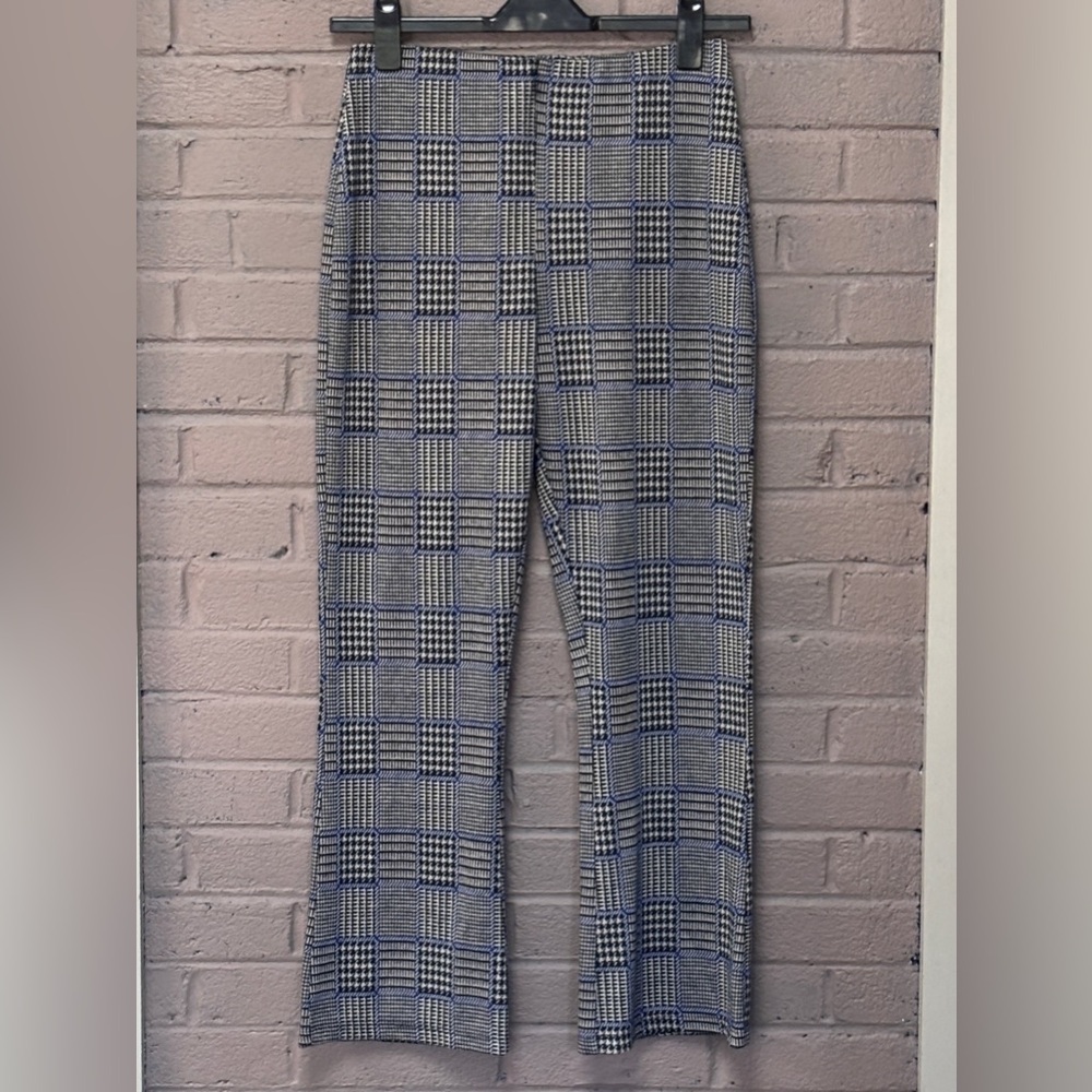 Urban Outfitters plaid knit pants L ( runs small )